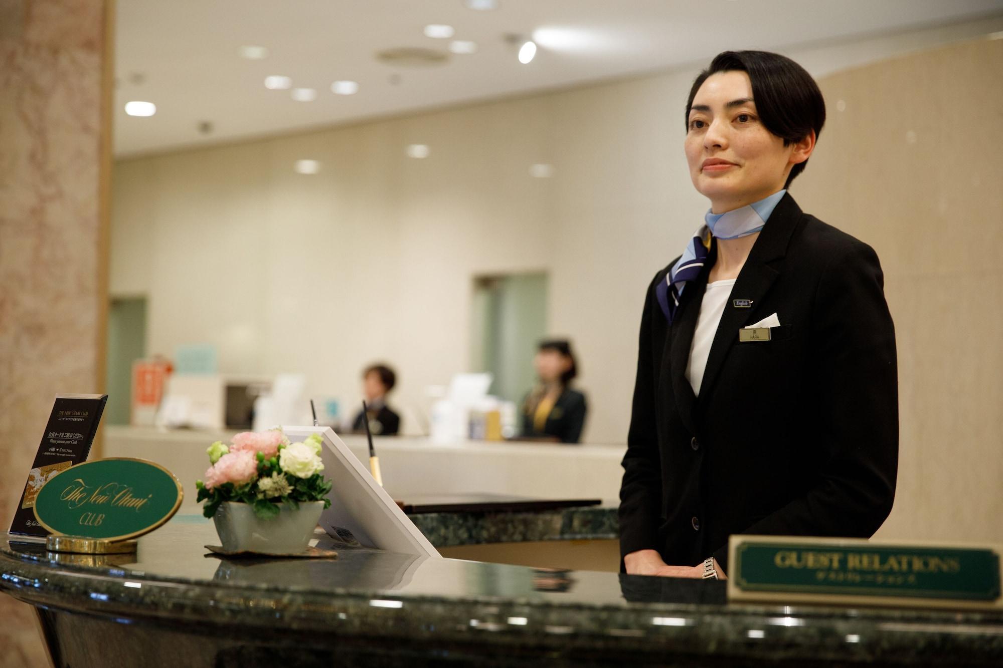 Hotel New Otani Hakata Fukuoka  Exterior foto A hotel concierge in Seoul, South Korea